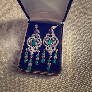 Beautiful 925 silver and emerald earrings